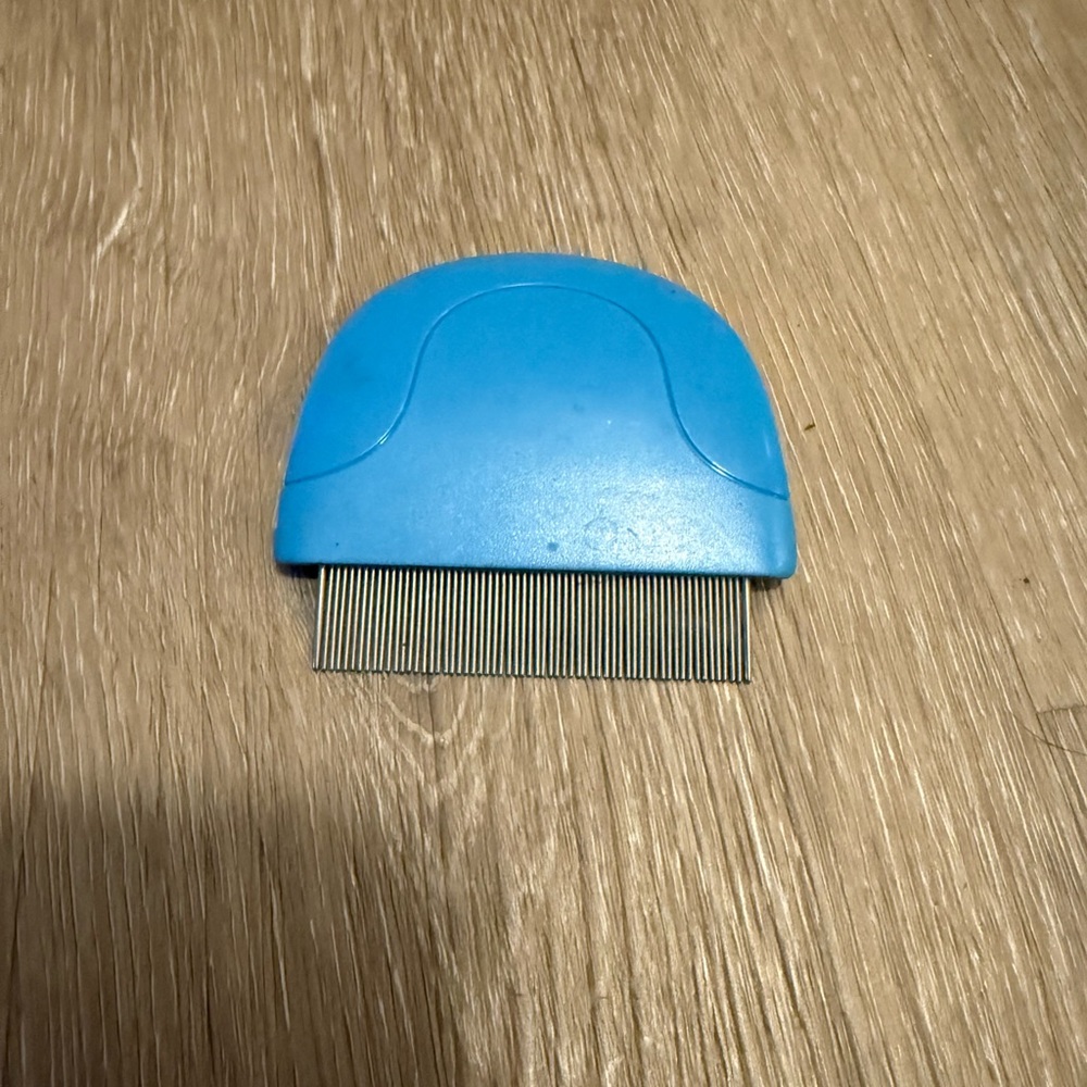 Pet brush/groomer works well